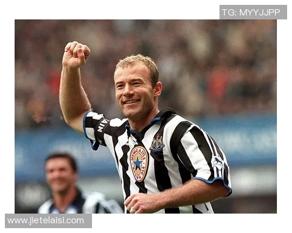 英超足球明星卡牌热潮揭示球迷心中的偶像与传奇